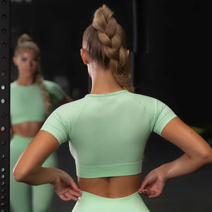 FlexForm Active Set – Seamless Yoga & Gym Outfit