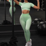 FlexForm Active Set – Seamless Yoga & Gym Outfit