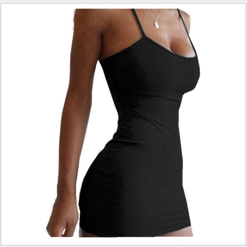 Minimal Muse Halter Dress – Solid Color Slim Fit Party Dress
