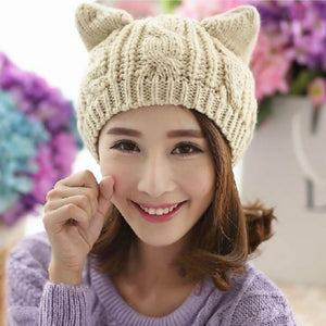 CatEar Knit Beanie – Handmade Winter Hat with 3D Ears