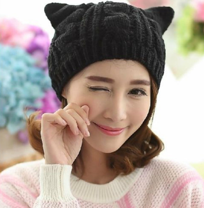 CatEar Knit Beanie – Handmade Winter Hat with 3D Ears