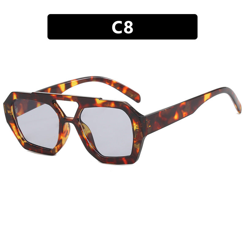 WildFrame Leopard – Oversized Leopard Print Sunglasses