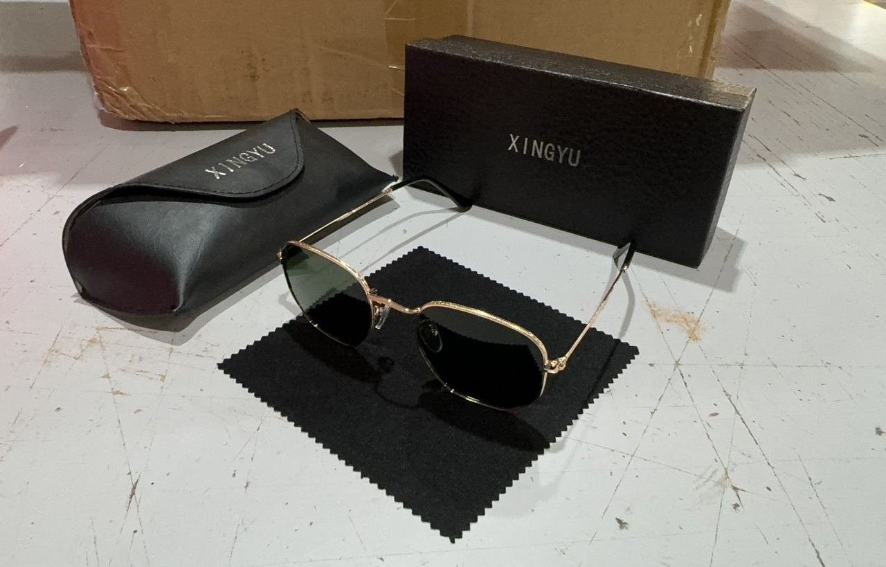 ClassicVue Retro – Men’s Classic Vintage Sunglasses UV400