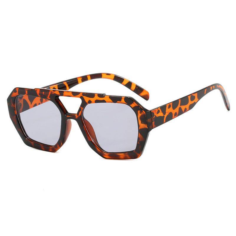 WildFrame Leopard – Oversized Leopard Print Sunglasses